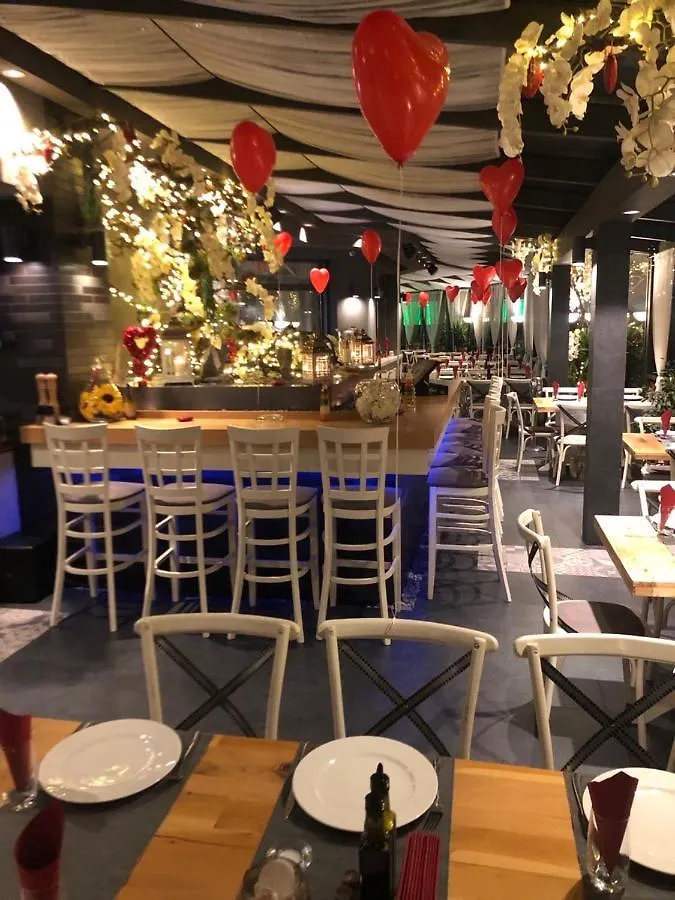 All Seasons Residence Design Hotel - Free Parking Sofia 5*,  Bułgaria