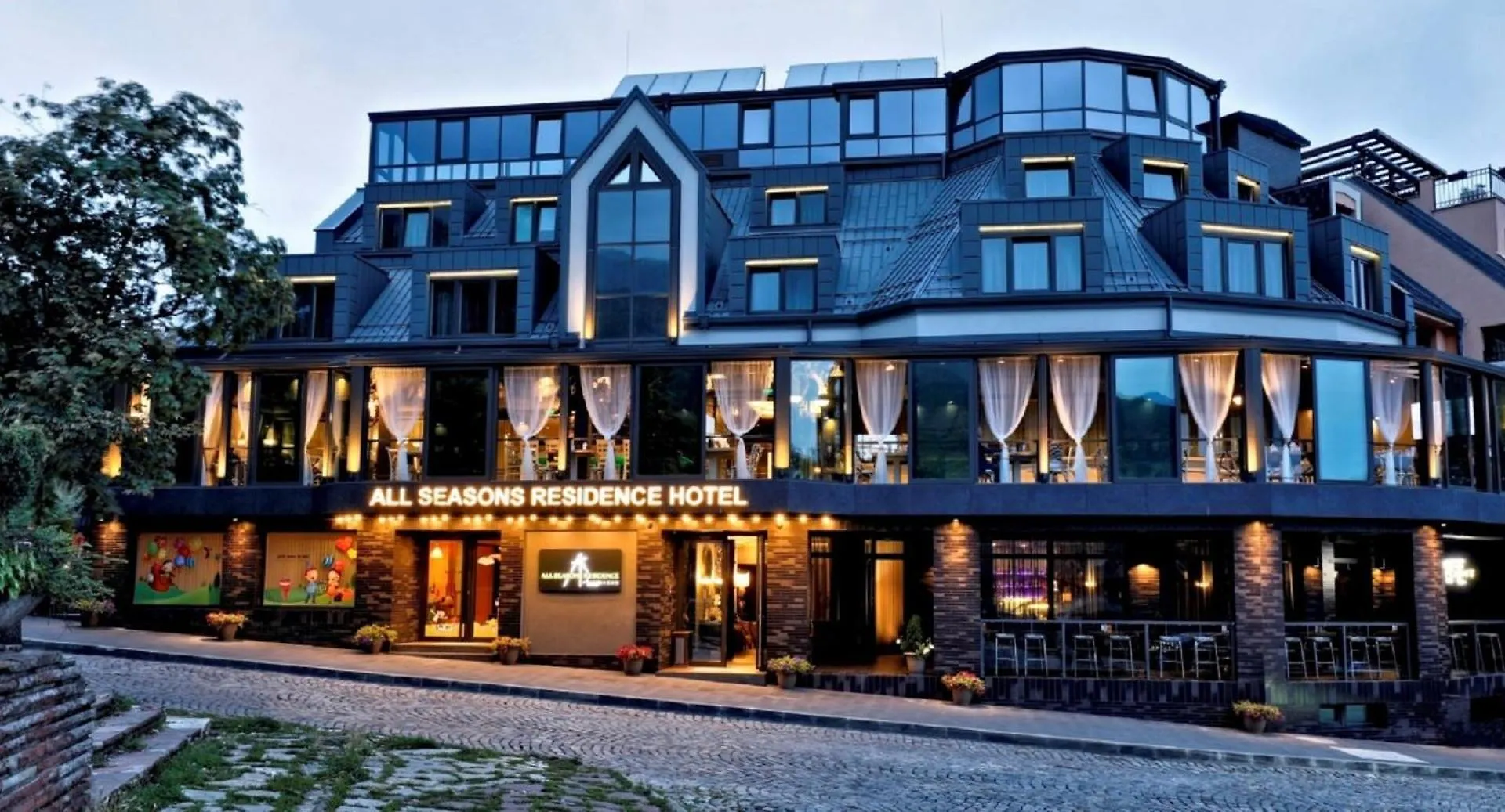 All Seasons Residence Design Hotel - Free Parking ソフィア