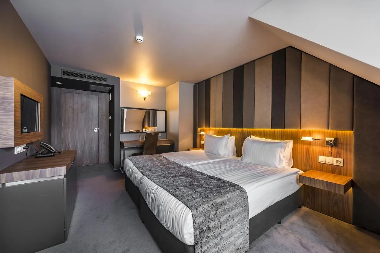 All Seasons Residence Design Hotel - Free Parking Sofia 5*,  Bułgaria