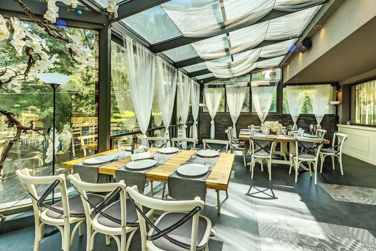All Seasons Residence Design Hotel - Free Parking Sofia