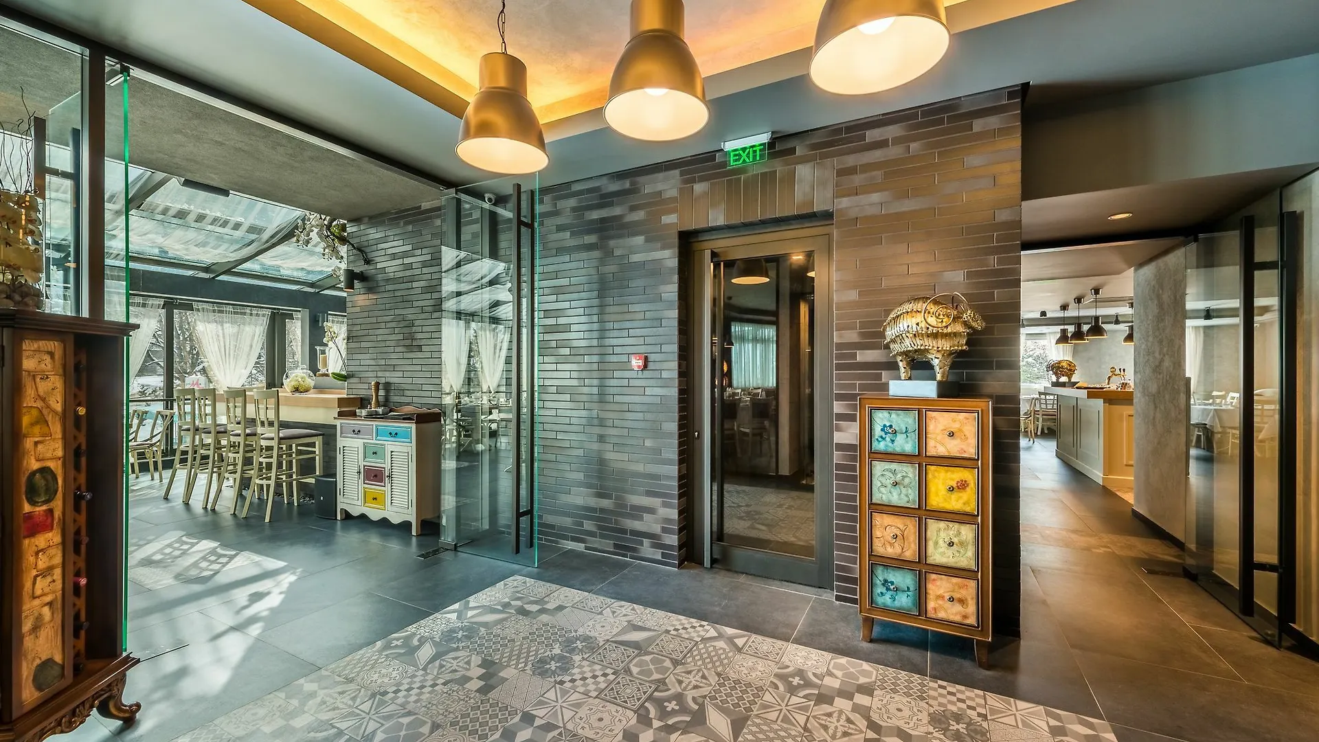All Seasons Residence Design Hotel - Free Parking ソフィア 5*,