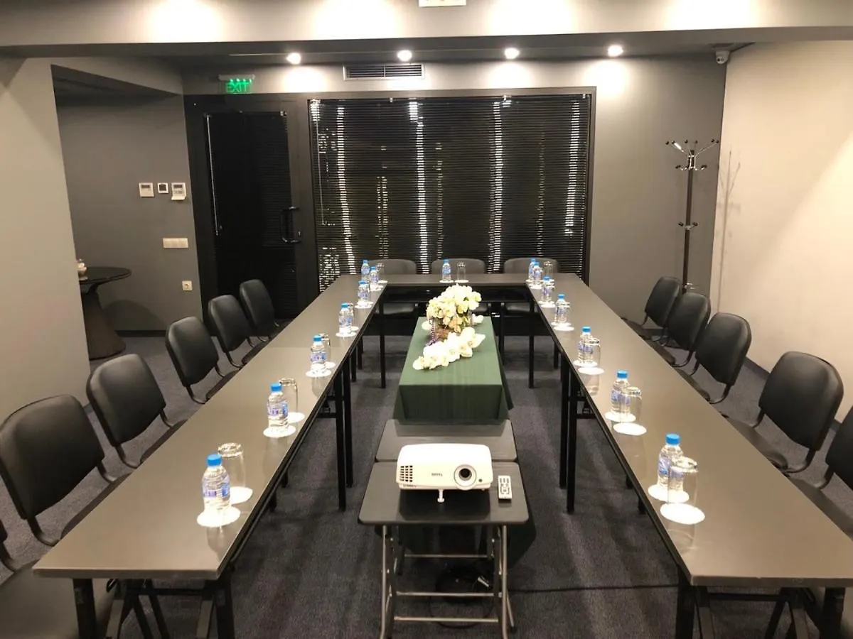 All Seasons Residence Design Hotel - Free Parking Sofía